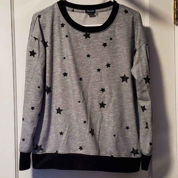 SPLENDID long sleeve gray sweater ringer w/ allover star pattern in gray - Picture 1 of 3